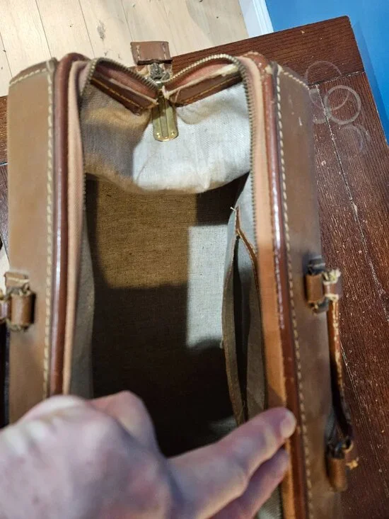 Vintage Case - Picture 8 of 9